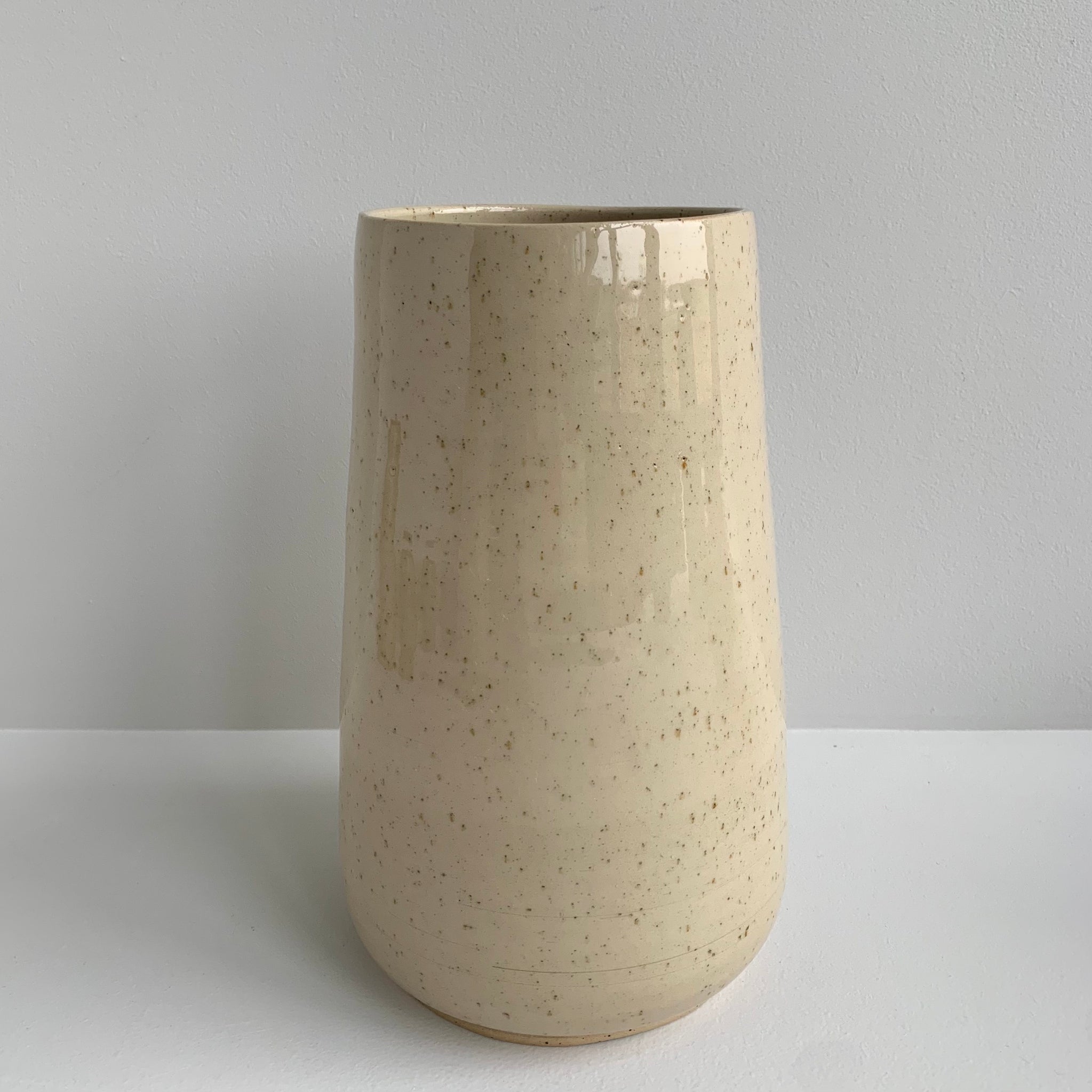 Large Vase, Transparent